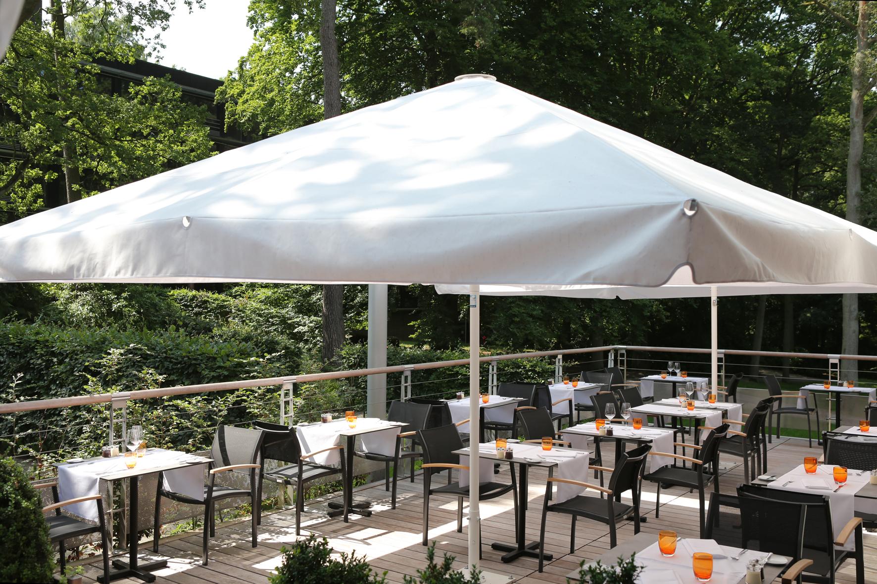 Dolce Brussels 4*