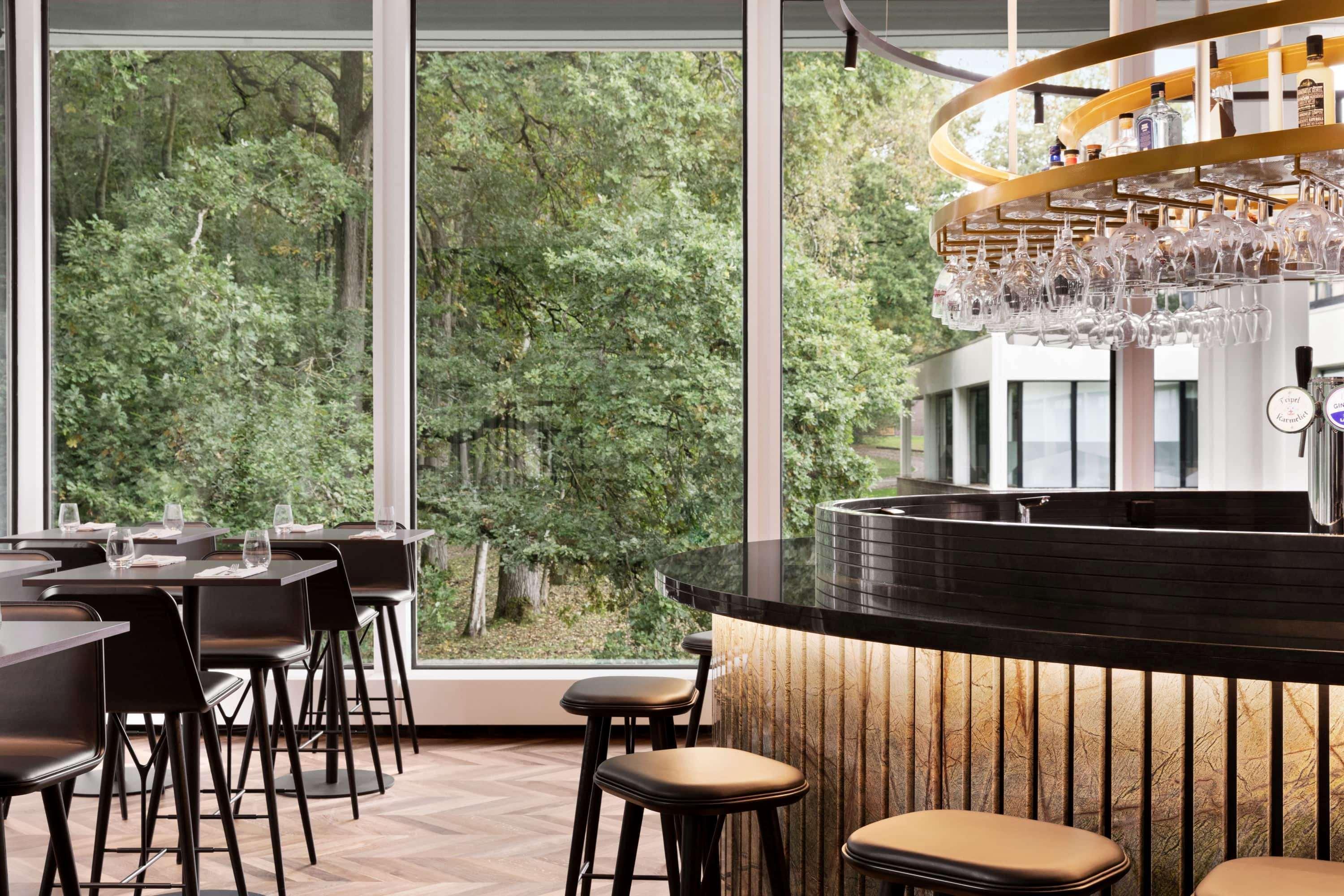 Dolce Brussels 4*